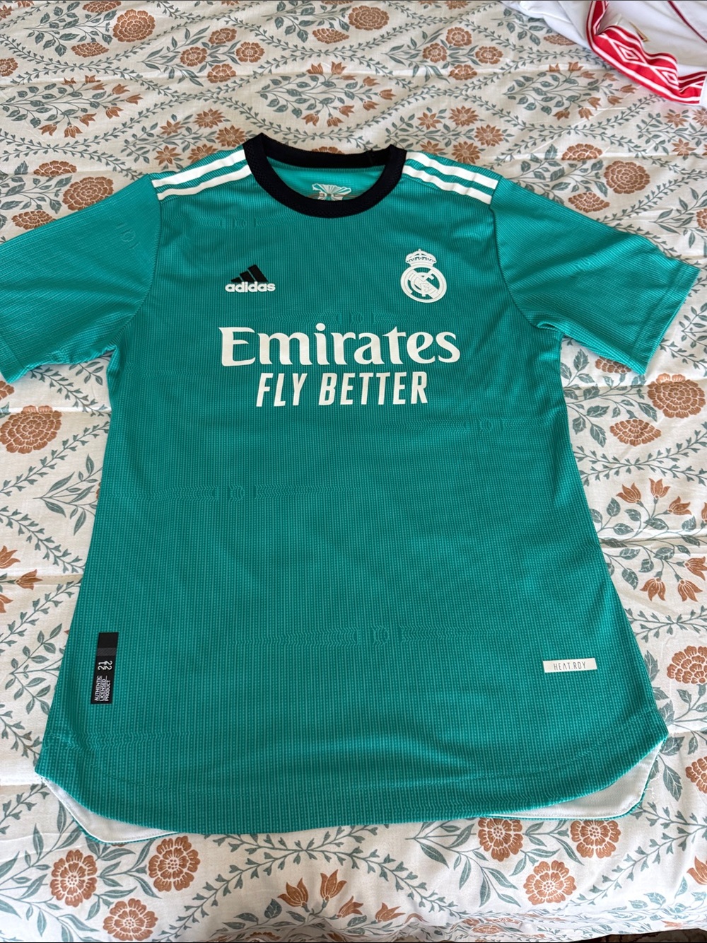 2021/22 Real Madrid Third Jersey with Vini Jr. #20